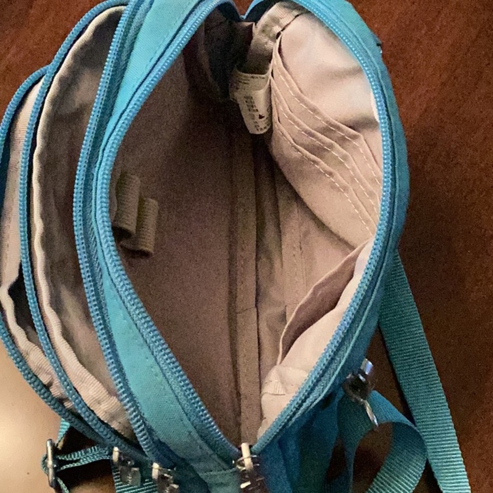 Baggallini Triple Zip Bagg, Seaside Blue - Picture 5 of 7
